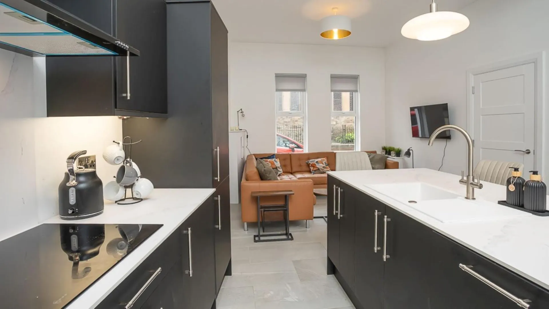 Luxury Central 4 Bdr House By Belfast City Breaks